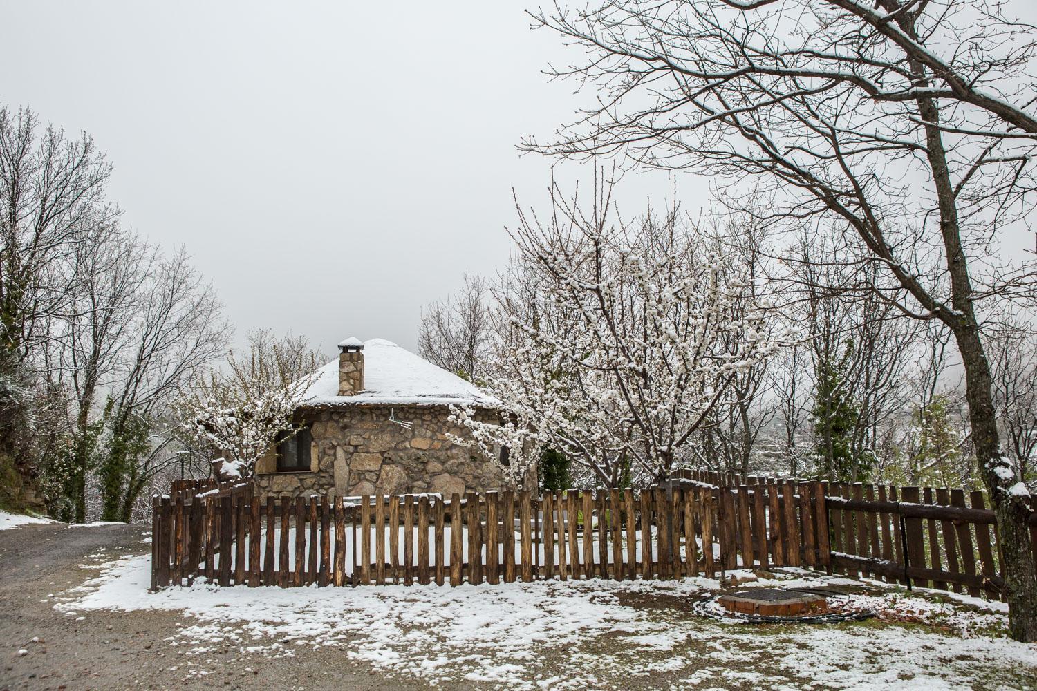 Albergue El Solitario Banos De Montemayor Exteriér fotografie