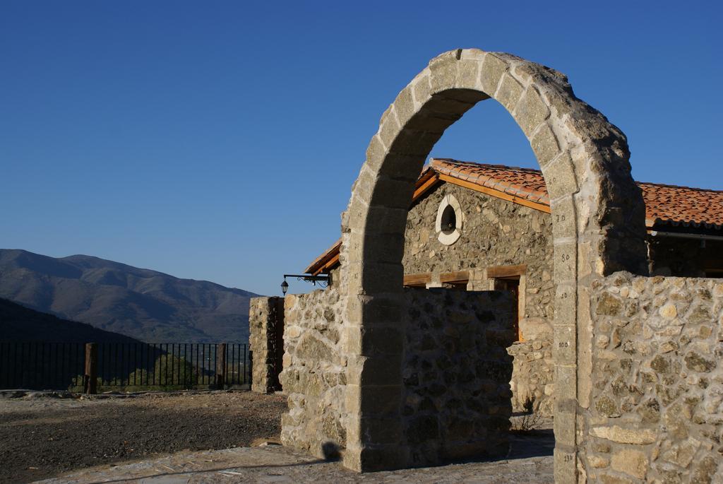 Albergue El Solitario Banos De Montemayor Exteriér fotografie