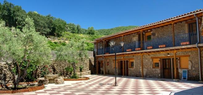 Albergue El Solitario Banos De Montemayor Exteriér fotografie