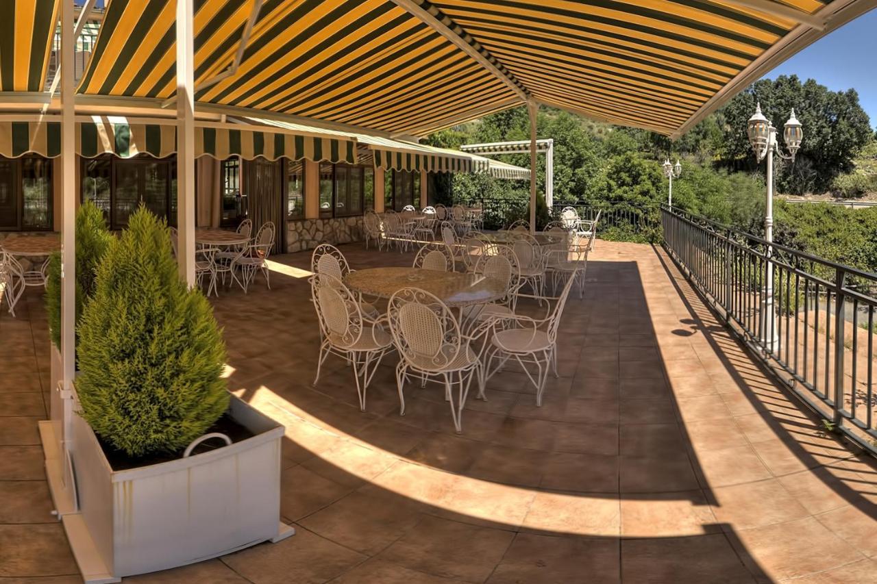 Albergue El Solitario Banos De Montemayor Exteriér fotografie
